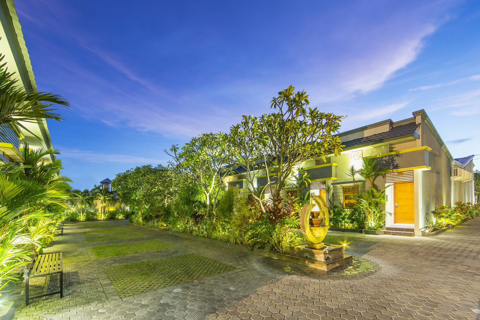 The Banyumas Villa Denpasar Eksteriør bilde